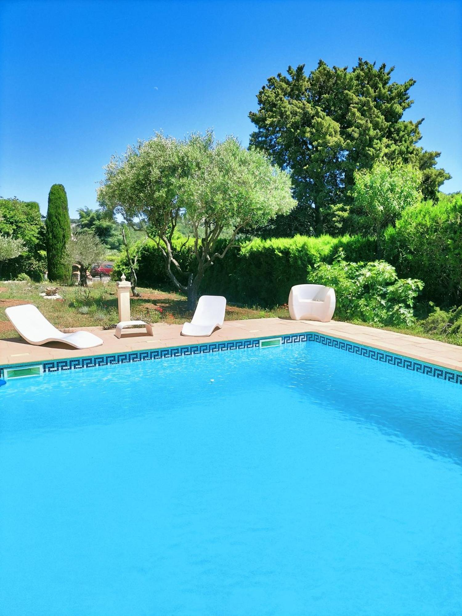 Vacances Carnoux-en-Provence Εξωτερικό φωτογραφία